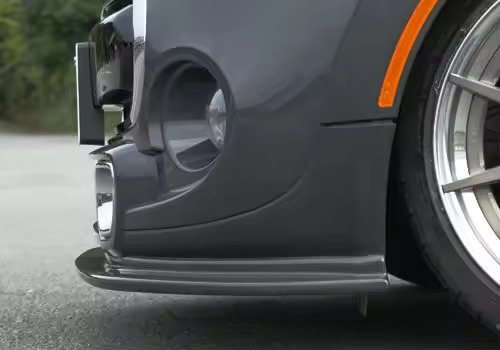 前保險(xiǎn)杠唇